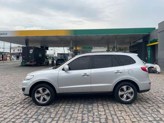 HYUNDAI-SANTA FÉ-2.4 MPI 2WD 16V GASOLINA 4P AUTOMÁTICO HYUNDAI-SANTA FÉ-2011