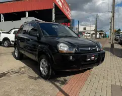 HYUNDAI TUCSON 2.0 MPFI GL 16V 142CV 2WD GASOLINA 4P AUTOMÁTICO HYUNDAI TUCSON 2.0 MPFI GL 16V 142CV 2WD GASOLINA 4P AUTOMÁTICO