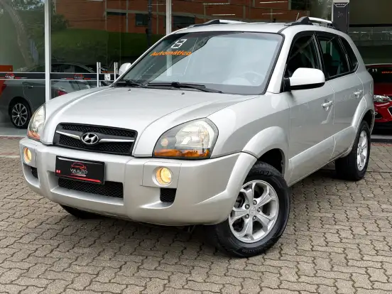 HYUNDAI-TUCSON-2012
