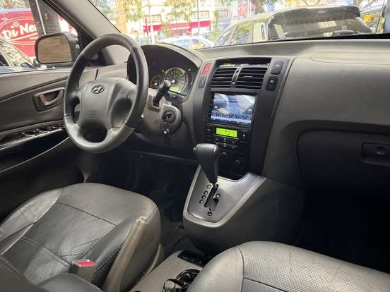 HYUNDAI-TUCSON-2.7 MPFI GLS 24V 175CV 4WD GASOLINA 4P AUTOMÁTICO HYUNDAI-TUCSON-2008