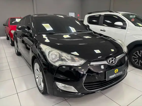 HYUNDAI VELOSTER 1.6 16V GASOLINA 3P AUTOMÁTICO HYUNDAI VELOSTER 1.6 16V GASOLINA 3P AUTOMÁTICO
