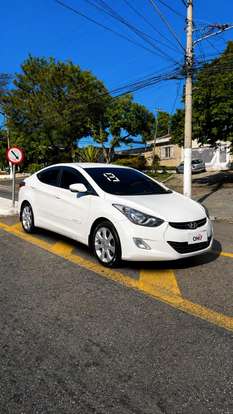 HYUNDAI-ELANTRA-1.8 GLS 16V GASOLINA 4P AUTOMÁTICO HYUNDAI-ELANTRA-2012