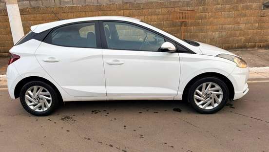 HYUNDAI-HB20-2022