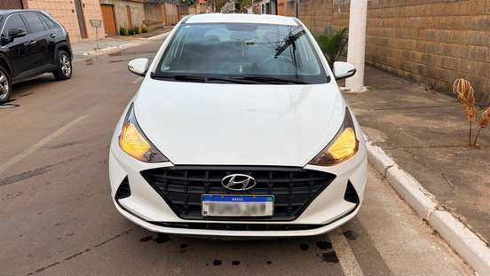 HYUNDAI-HB20-2022