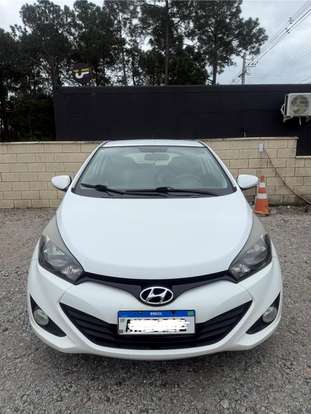HYUNDAI-HB20-2013