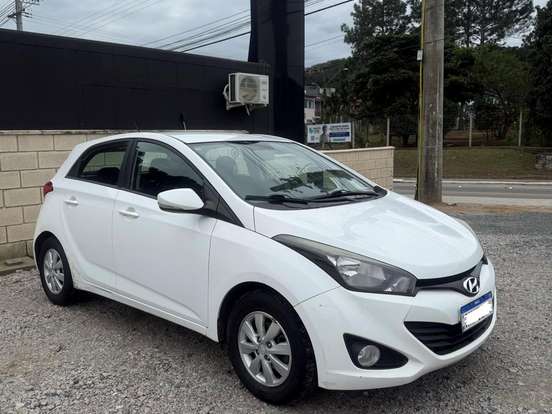 HYUNDAI-HB20-1.0 COMFORT STYLE 12V FLEX 4P MANUAL HYUNDAI-HB20-2013