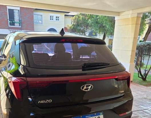 HYUNDAI-HB20-2023