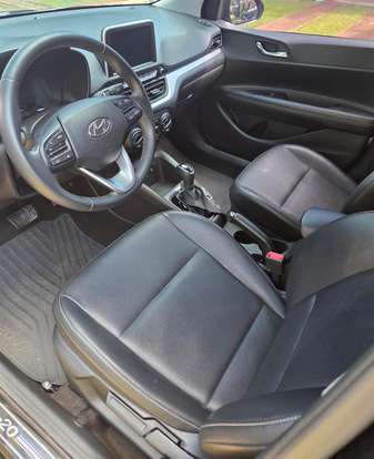 HYUNDAI-HB20-2023