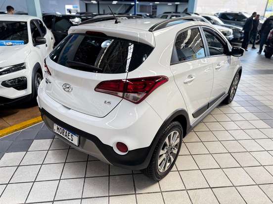 HYUNDAI-HB20-2017