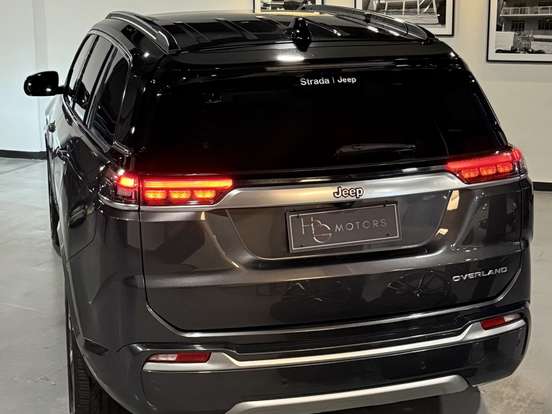 JEEP-COMMANDER-2022