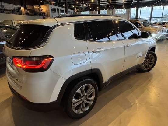 JEEP-COMPASS-2021