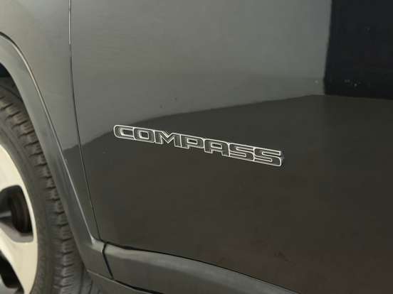 JEEP-COMPASS-2.0 16V FLEX LONGITUDE AUTOMÁTICO JEEP-COMPASS-2017