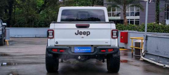 JEEP-GLADIATOR-2022
