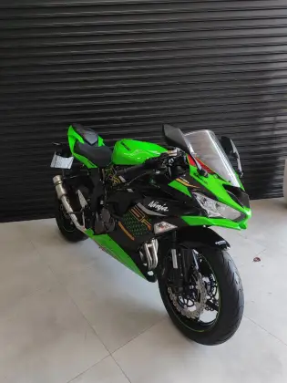 KAWASAKI NINJA ZX-6R KAWASAKI NINJA ZX-6R