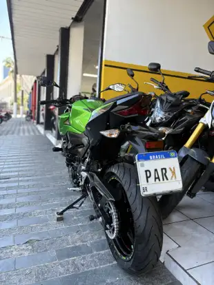 KAWASAKI-Z400-2023