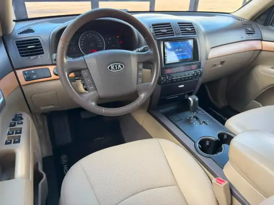 KIA-MOHAVE-2008
