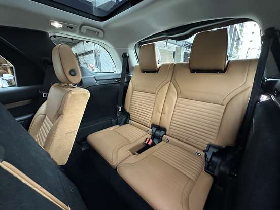 LAND ROVER-DISCOVERY-2018