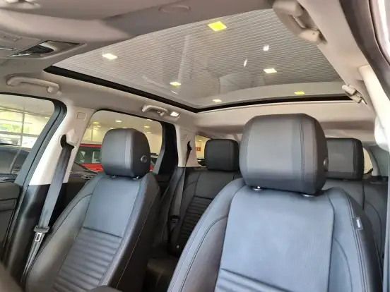 LAND ROVER-DISCOVERY SPORT-2022