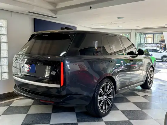 LAND ROVER-RANGE ROVER-4.4 P530 GASOLINA AUTOBIOGRAPHY AWD AUTOMÁTICO LAND ROVER-RANGE ROVER-2023