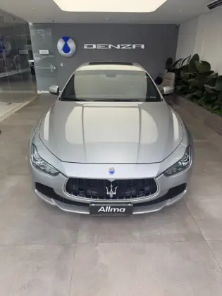 MASERATI GHIBLI 3.0 V6 TURBO GASOLINA AUTOMÁTICO