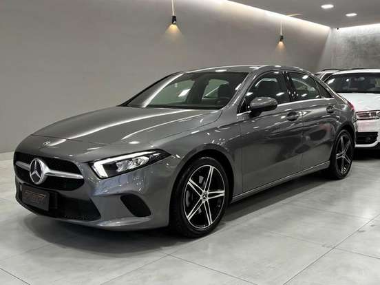 MERCEDES-BENZ-A 200-2020