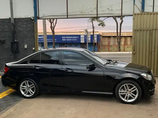 MERCEDES-BENZ-C 180-1.6 CGI SPORT 16V TURBO GASOLINA 4P AUTOMÁTICO MERCEDES-BENZ-C 180-2013