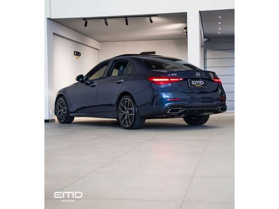 MERCEDES-BENZ-C 300-2024