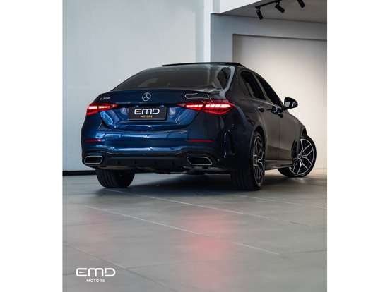 MERCEDES-BENZ-C 300-2024