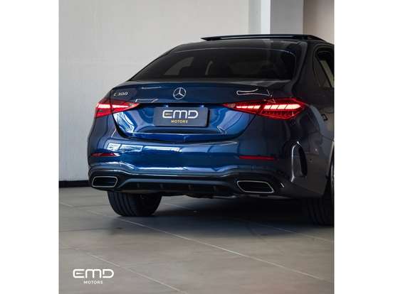 MERCEDES-BENZ-C 300-2024