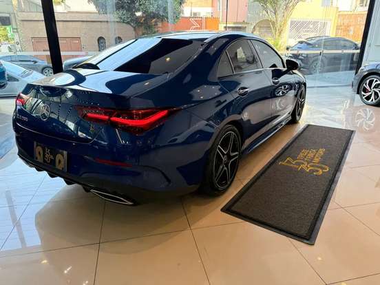 MERCEDES-BENZ-CLA 200-2024