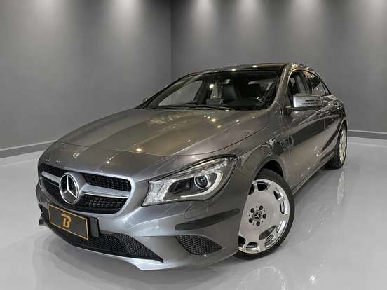 MERCEDES-BENZ-CLA 200-2015