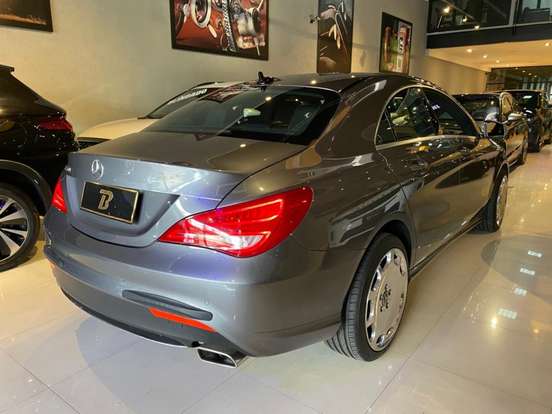 MERCEDES-BENZ-CLA 200-2015