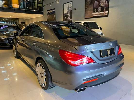 MERCEDES-BENZ-CLA 200-1.6 URBAN 16V FLEX 4P AUTOMÁTICO MERCEDES-BENZ-CLA 200-2015