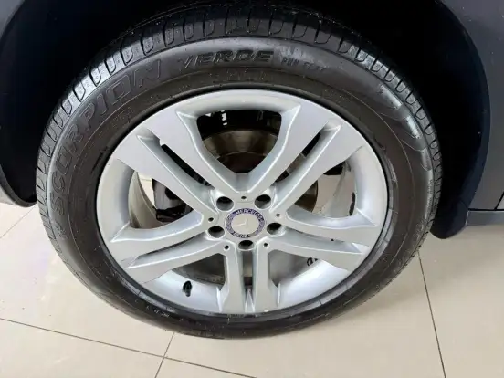 MERCEDES-BENZ-GLA 200-1.6 CGI VISION 16V TURBO GASOLINA 4P AUTOMÁTICO MERCEDES-BENZ-GLA 200-2015