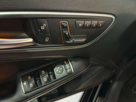 MERCEDES-BENZ-GLA 200-1.6 CGI STYLE 16V TURBO FLEX 4P AUTOMÁTICO MERCEDES-BENZ-GLA 200-2016