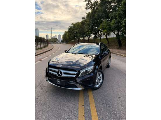 MERCEDES-BENZ-GLA 200-1.6 CGI STYLE 16V TURBO FLEX 4P AUTOMÁTICO MERCEDES-BENZ-GLA 200-2015