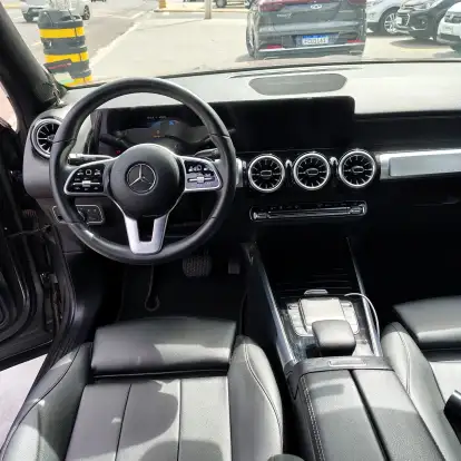MERCEDES-BENZ-GLB 200-2022