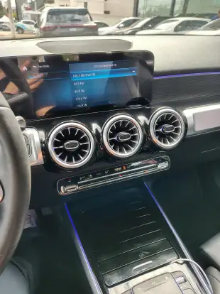 MERCEDES-BENZ-GLB 200-2022
