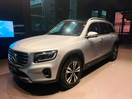 MERCEDES-BENZ GLB 220 2.0 MHEV PROGRESSIVE 4MATIC 8G-DCT MERCEDES-BENZ GLB 220 2.0 MHEV PROGRESSIVE 4MATIC 8G-DCT