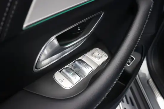 MERCEDES-BENZ-GLE 450d-2025
