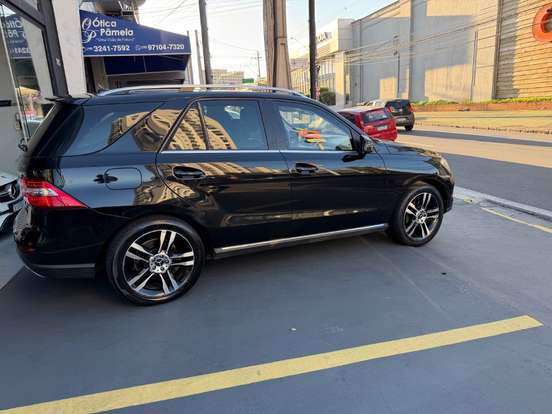 MERCEDES-BENZ-ML 350-3.0 BLUETEC SPORT V6 DIESEL 4P AUTOMÁTICO MERCEDES-BENZ-ML 350-2014