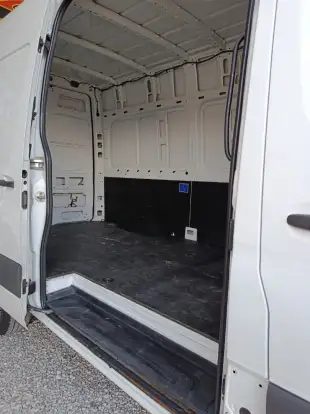 MERCEDES-BENZ-SPRINTER-2020