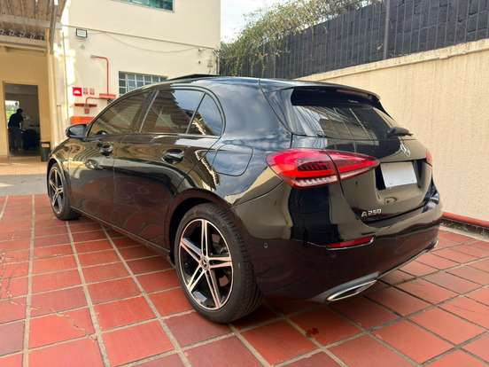MERCEDES-BENZ-A 250-2.0 CGI GASOLINA SPORT 7G-DCT MERCEDES-BENZ-A 250-2019
