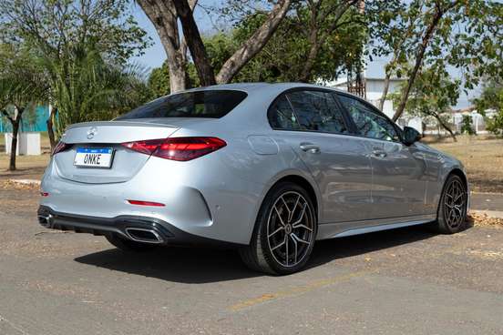 MERCEDES-BENZ-C 300-2023
