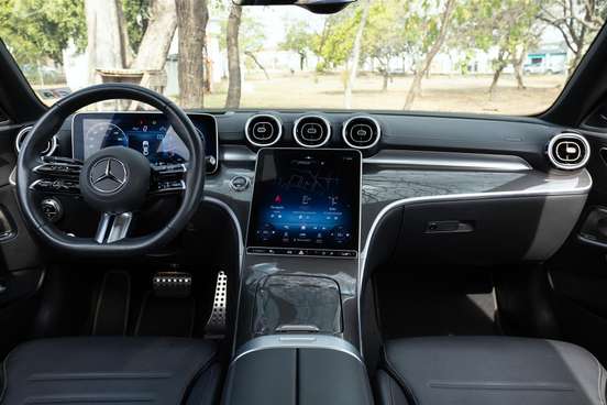 MERCEDES-BENZ-C 300-2023