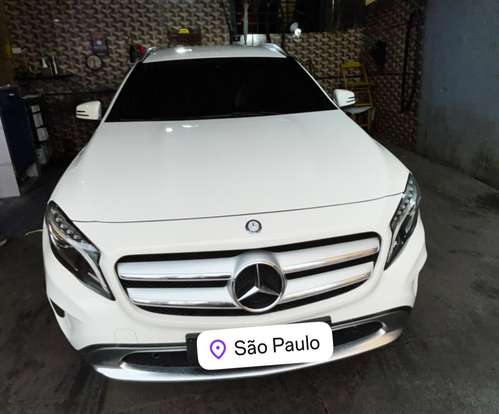 MERCEDES-BENZ-GLA 200-2016