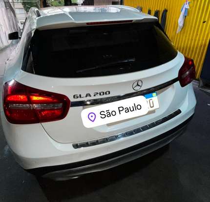 MERCEDES-BENZ-GLA 200-2016