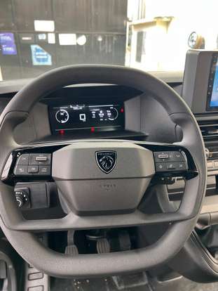 PEUGEOT-EXPERT-2026