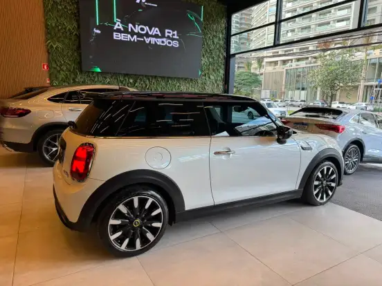 MINI-COOPER-SE EXCLUSIVE 2P ELÉTRICO MINI-COOPER-2023