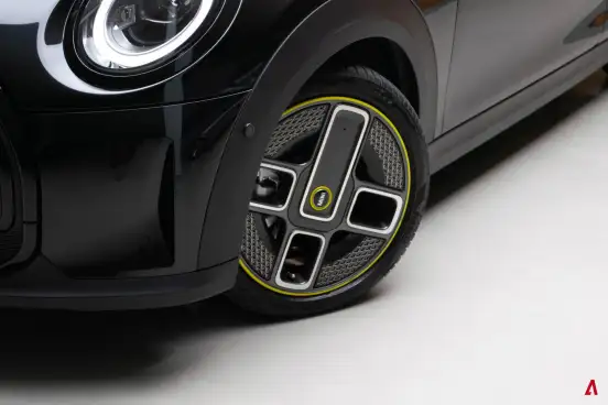 MINI-COOPER-2023